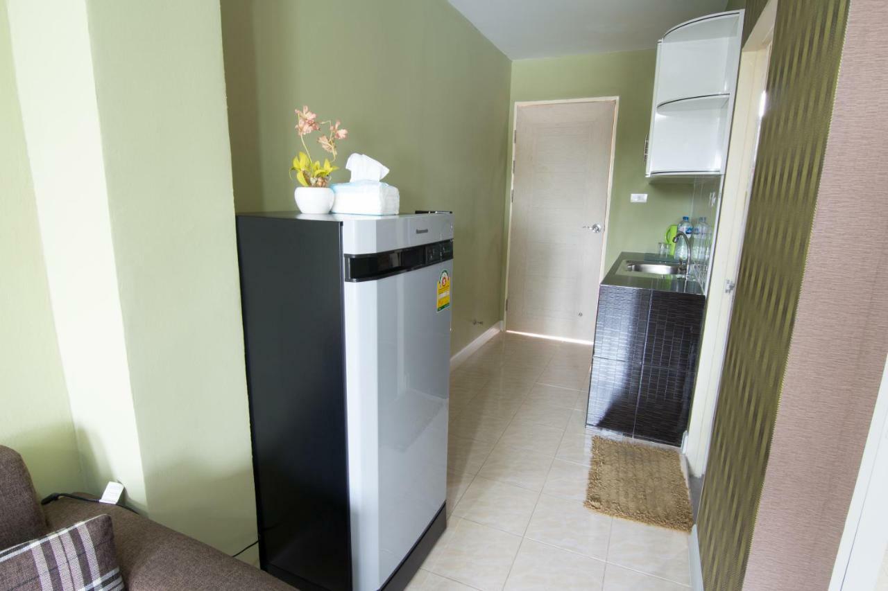 Bann In Suan Apartment Банкок Екстериор снимка