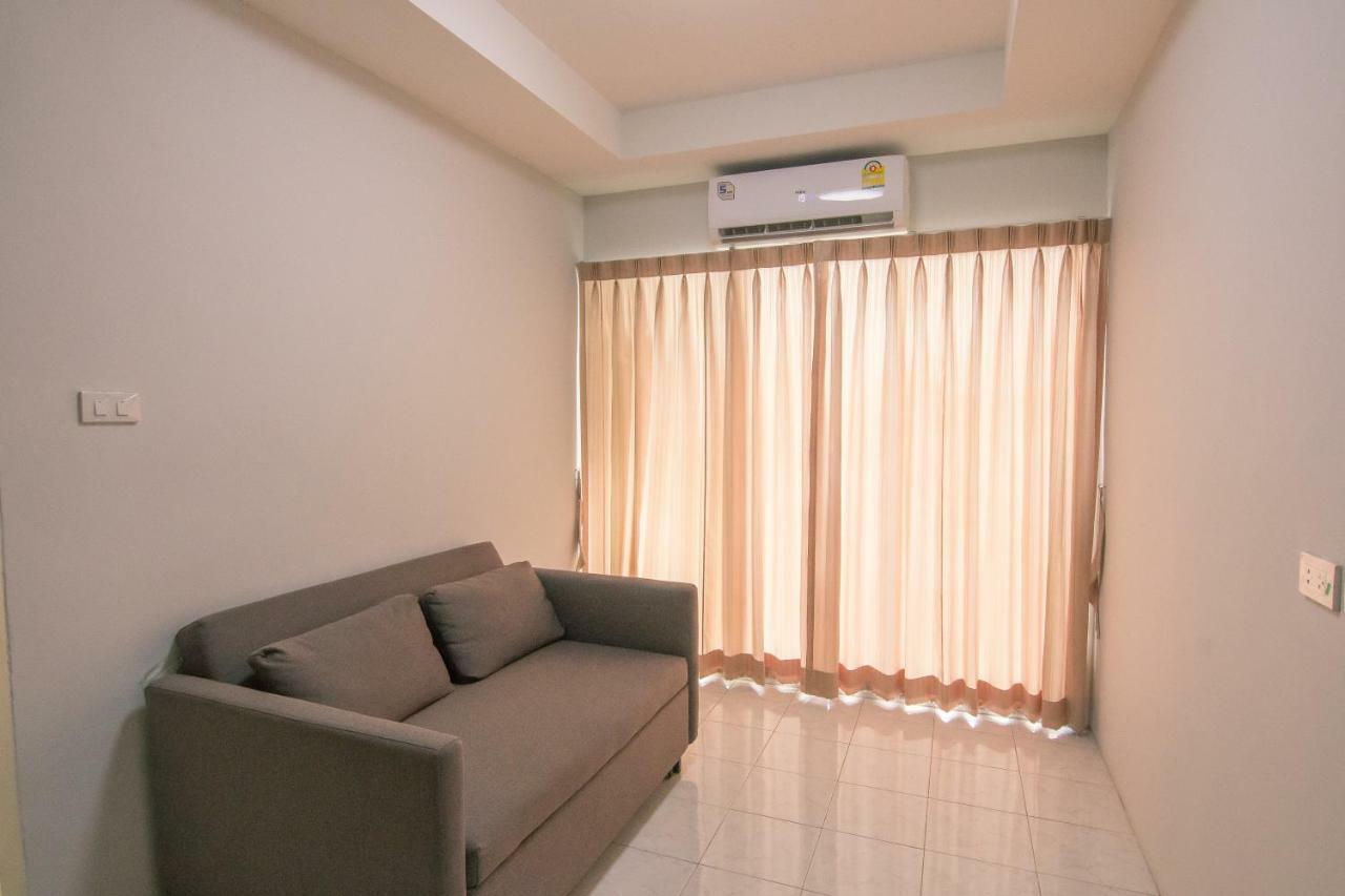 Bann In Suan Apartment Банкок Екстериор снимка